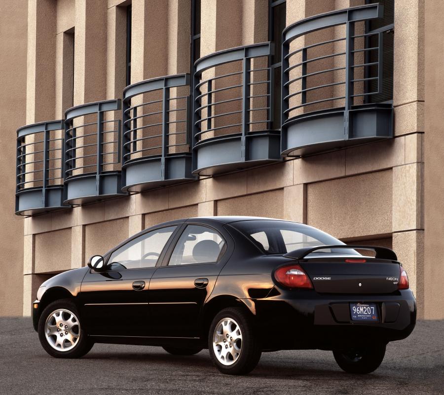  Dodge Neon 2000 года  (фото 22 из 29)